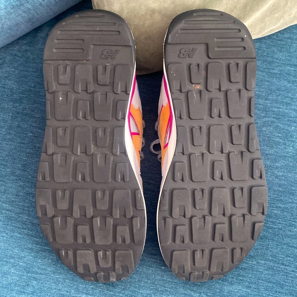 New Balance FIGS 5740 Size 11 Shoes - Picture 11 of 11